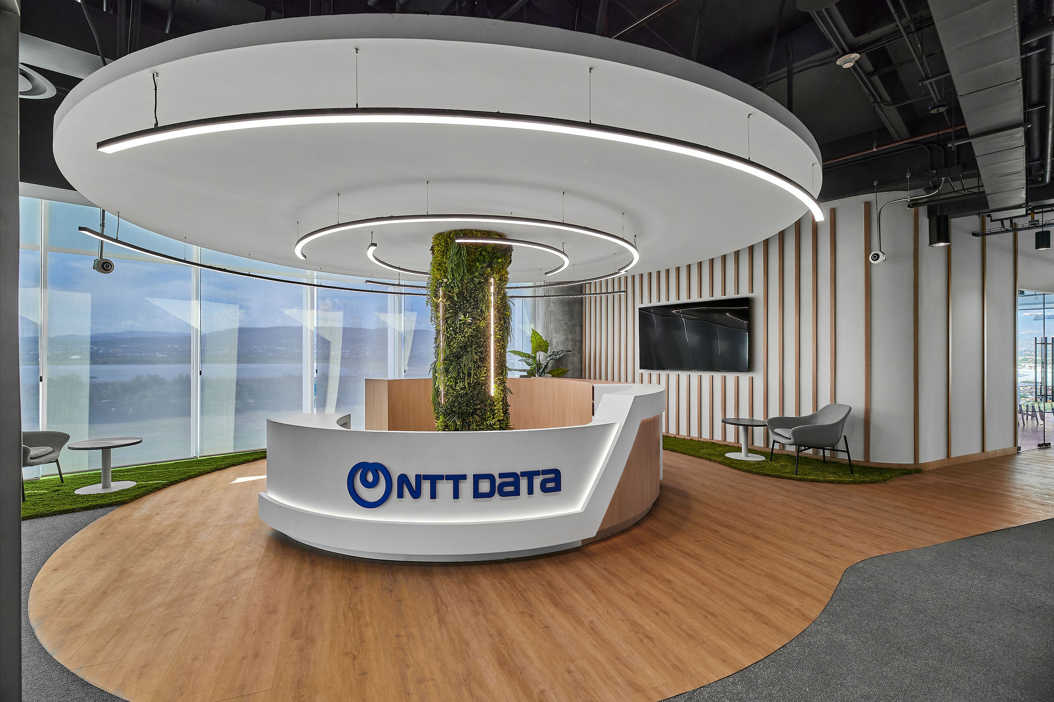 NTT_DATA_INTERIZA_H7A0395_HDR-2